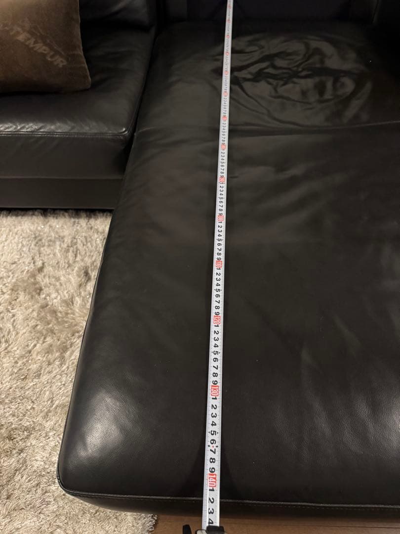 黒のレザーコーナーソファ　大塚家具