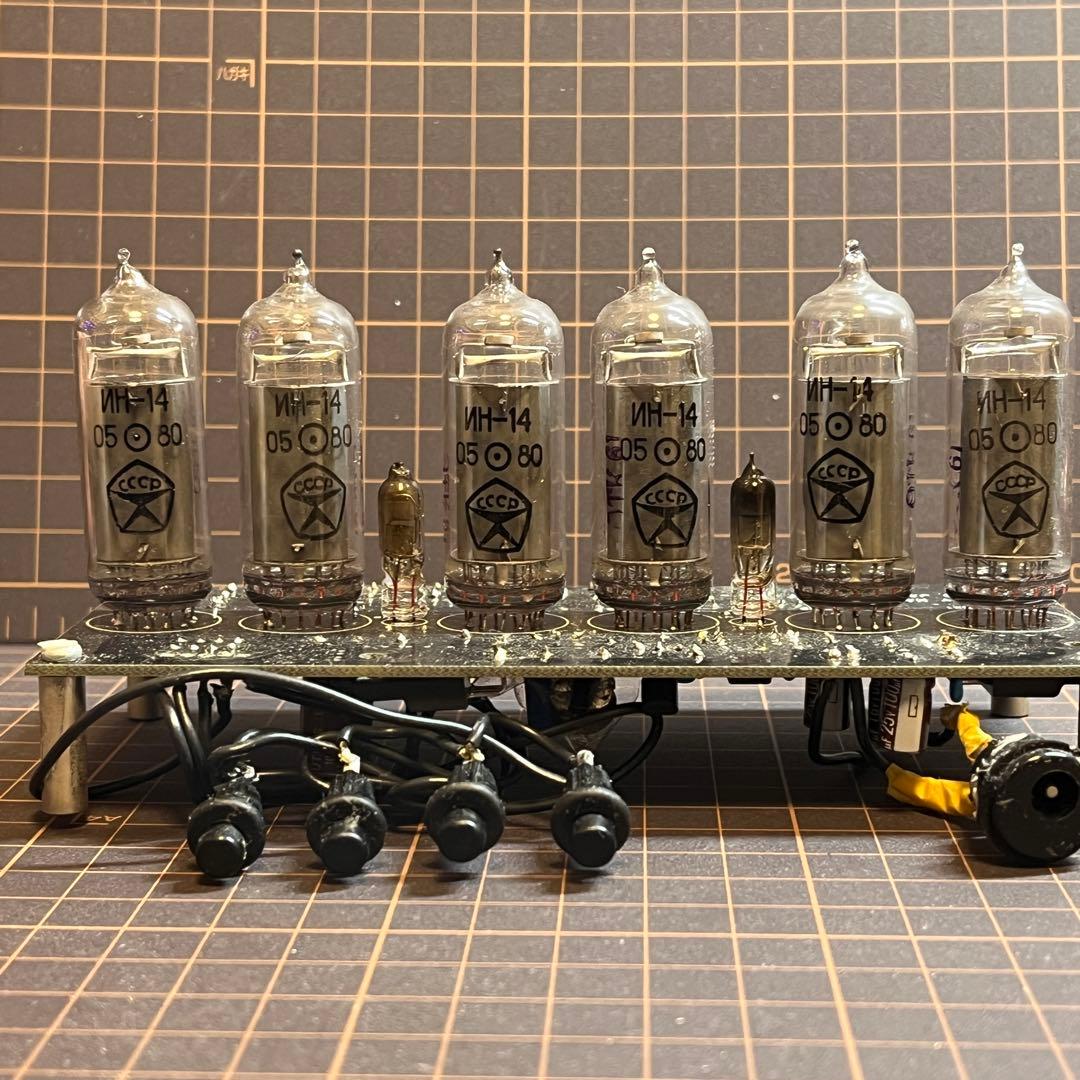 Andy Mario ニキシー管(IN-14)時計