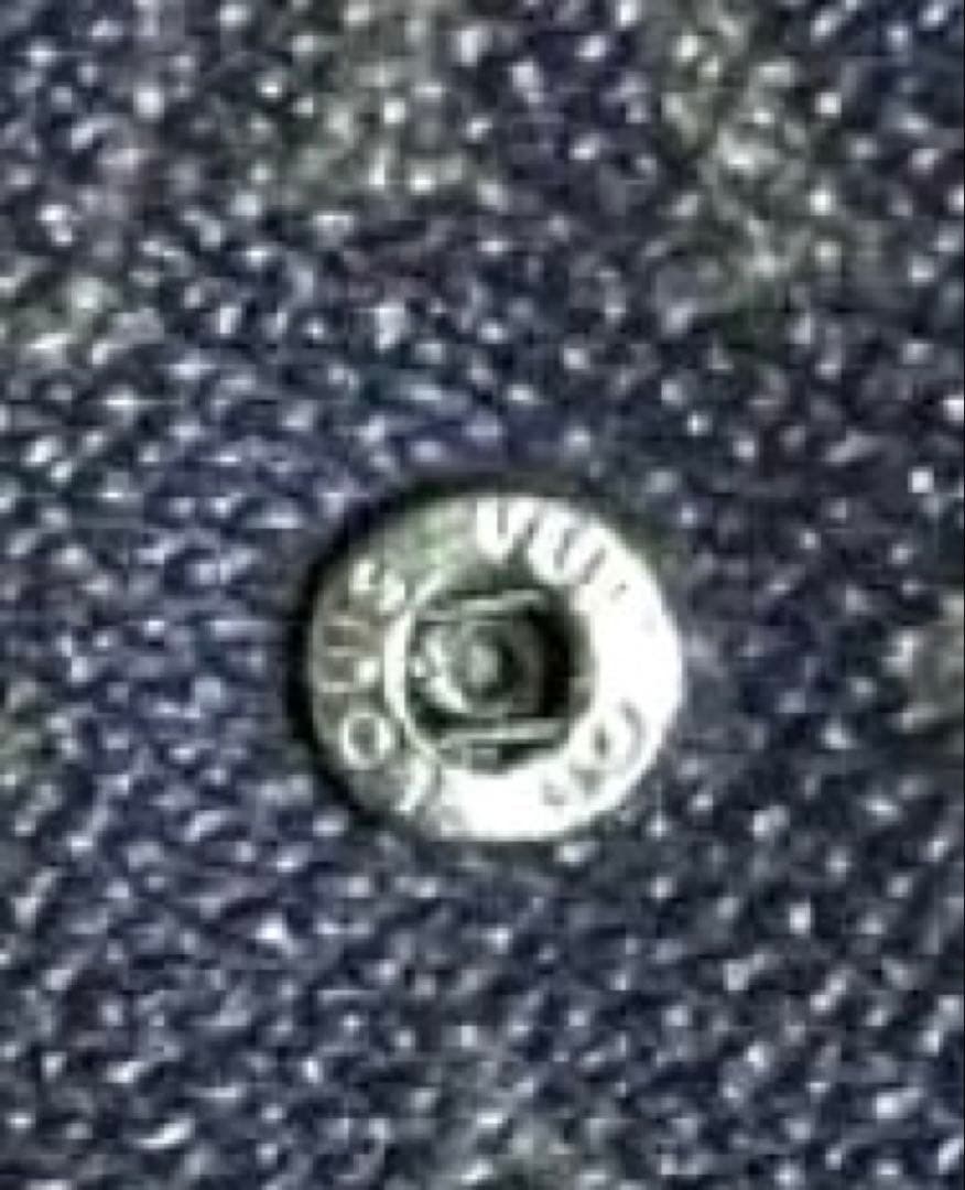 ⚫️LOUIS VUITTON✨モノグラム✨２つ折り財布⚫️