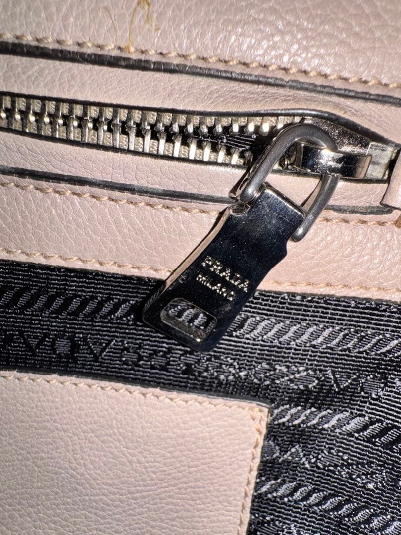 金・土・日限定 PRADA プラダ スタッズ レザー 2WAY トートバッグ