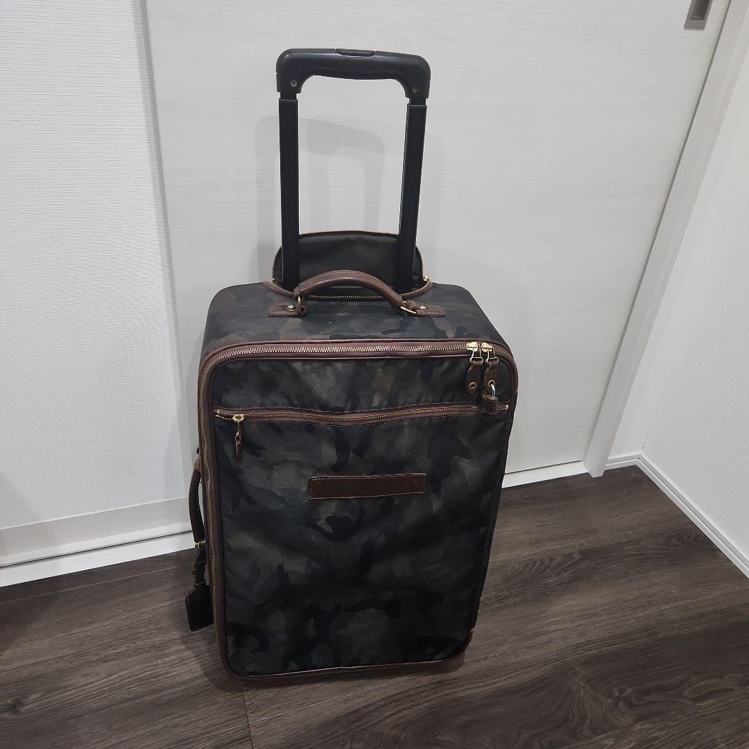 Felisi フェリージ キャリーケース