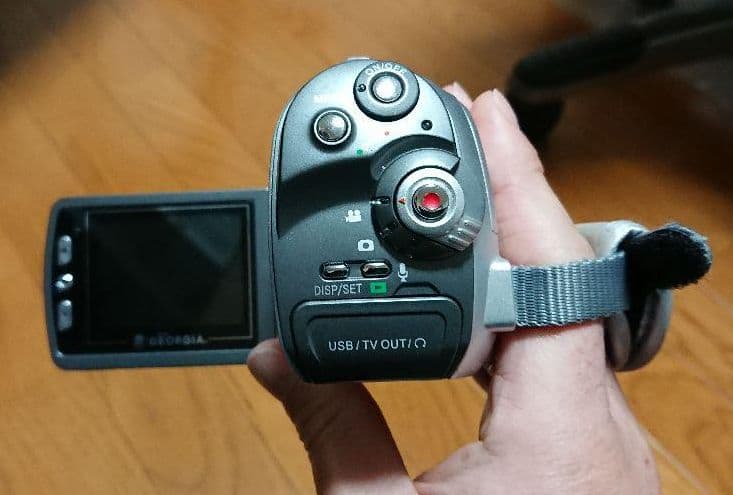 ゼロハリバートンのデジタルビデオカメラ