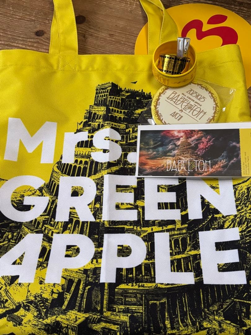 ミセス　BABEL no TOH RingoJamシートラバーバンドと特典グッズ