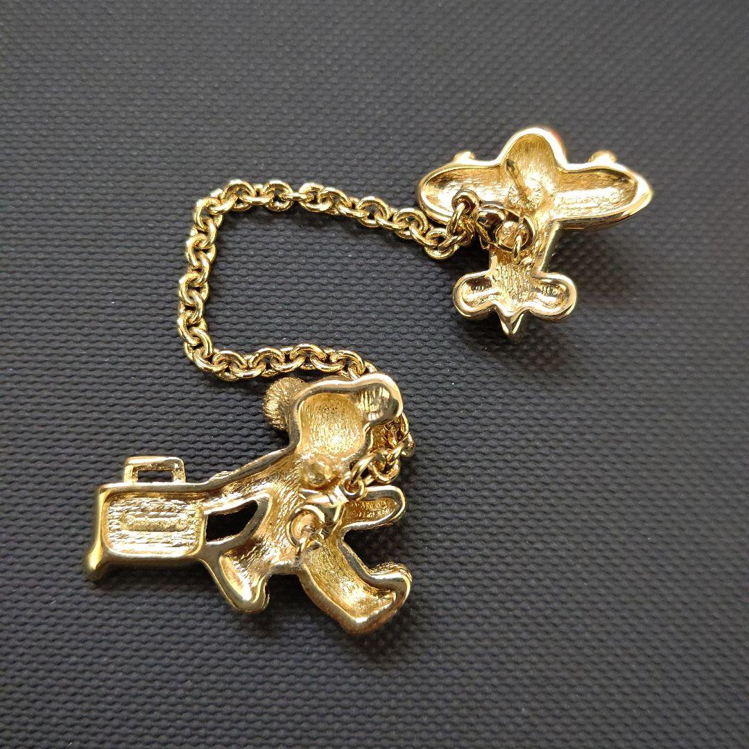 【美品】Burberrys　バーバリー　ベア　飛行機　ピンバッジ