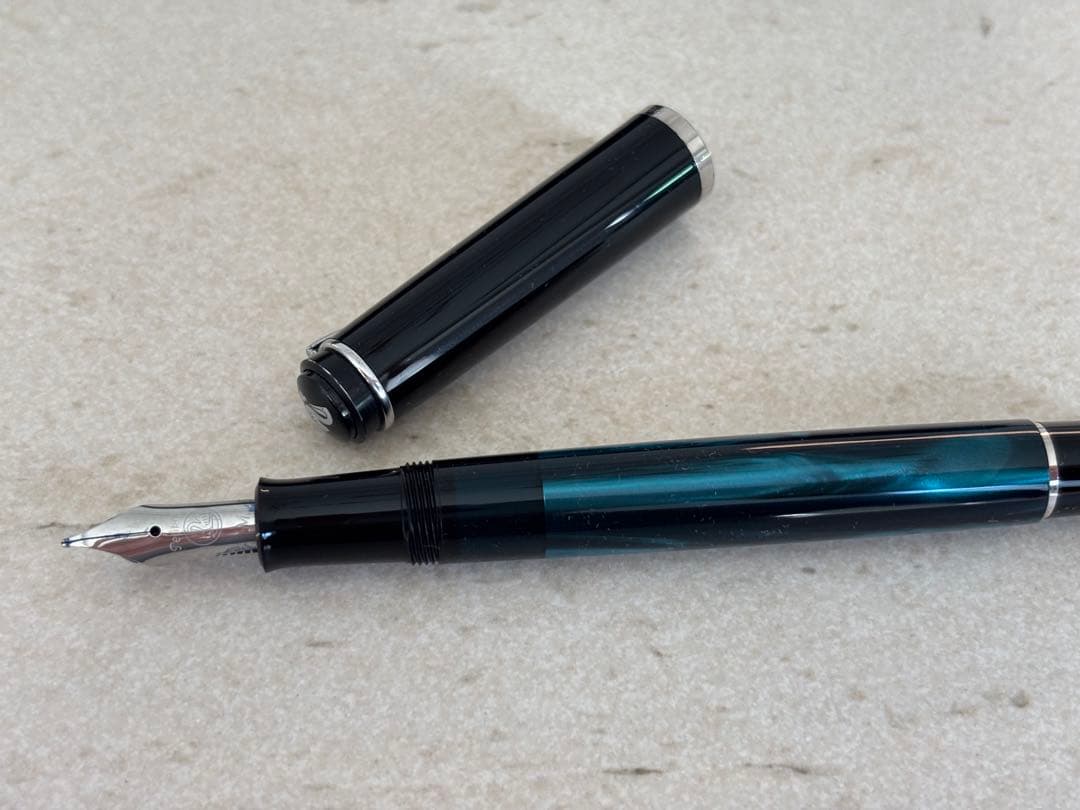 Pelikanペリカン万年筆 M205 ペトロマーブル ペン先M(保証書付)