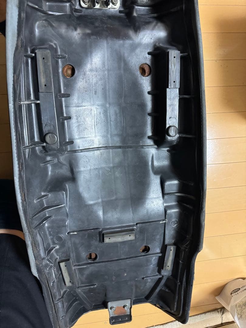 gsx1100s   カタナ　シート