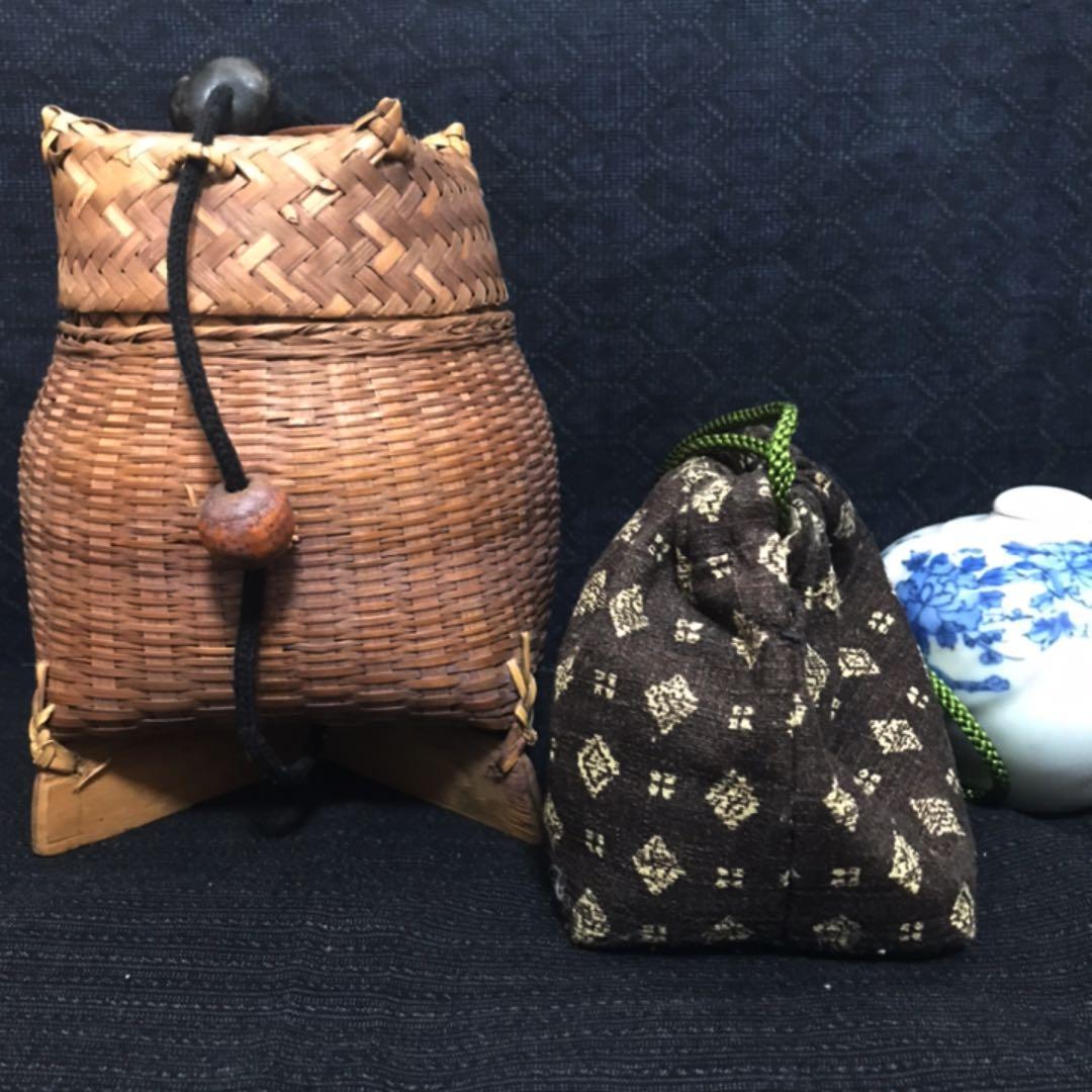 茶人宅からの蔵出品　染付小壺　振出　時代保証品