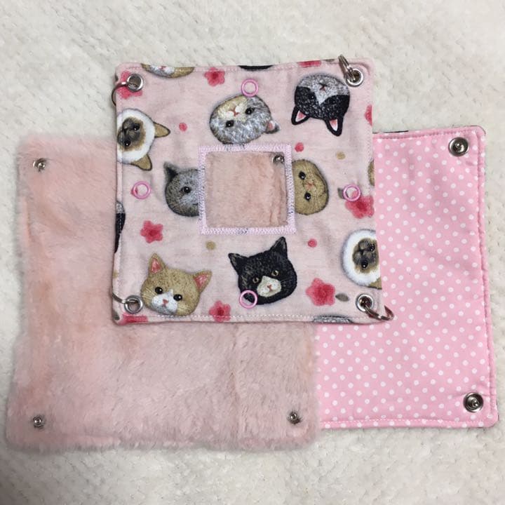 モモンガハウス（猫柄・ピンク）ラビットボア    ポーチ  2100円