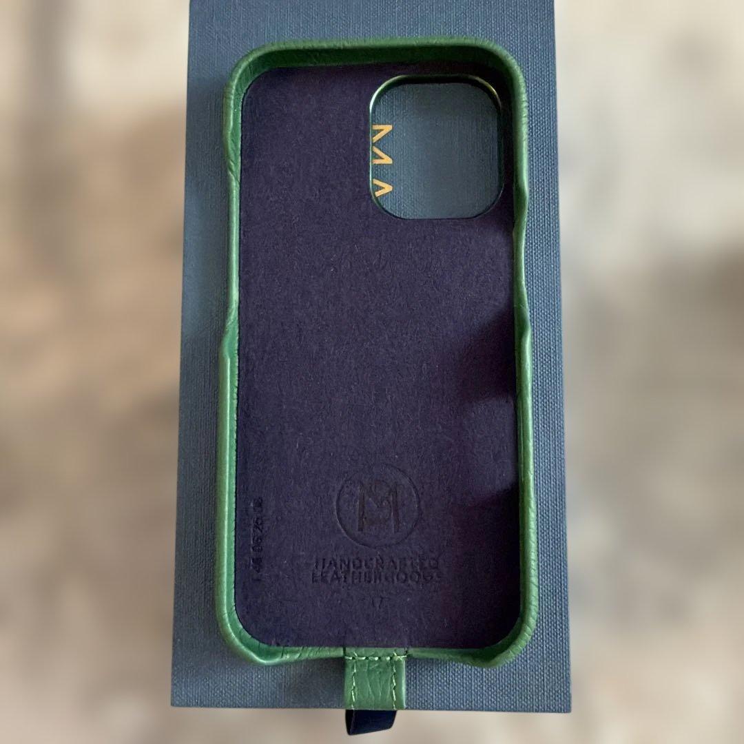 【新品】MAISON de SABRÉ グリーン iPhone17ケース