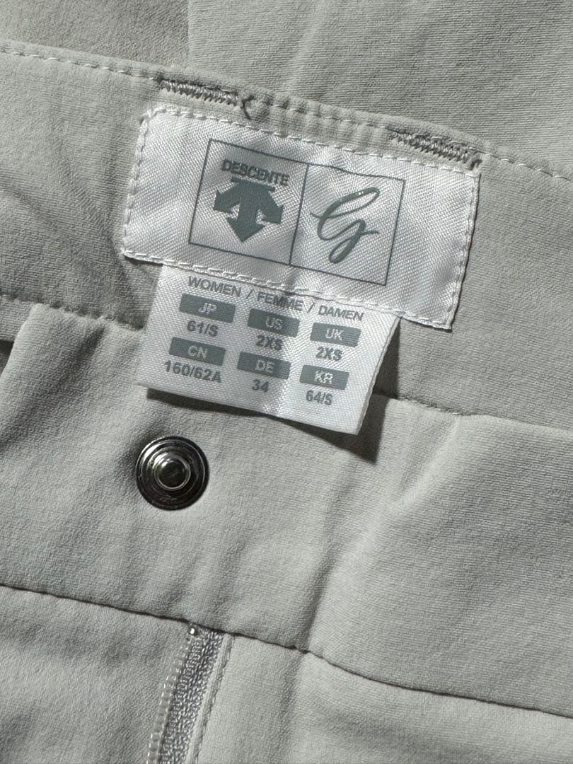 デサント　レディース ゴルフパンツ ライトグレー S