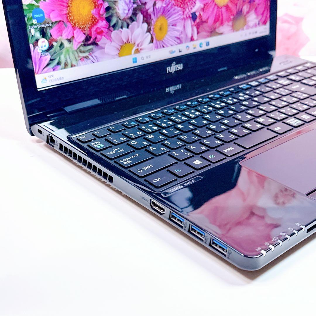 美品✨新品SSDで爆速✨windows11 ノートパソコン✨オフィス カメラ