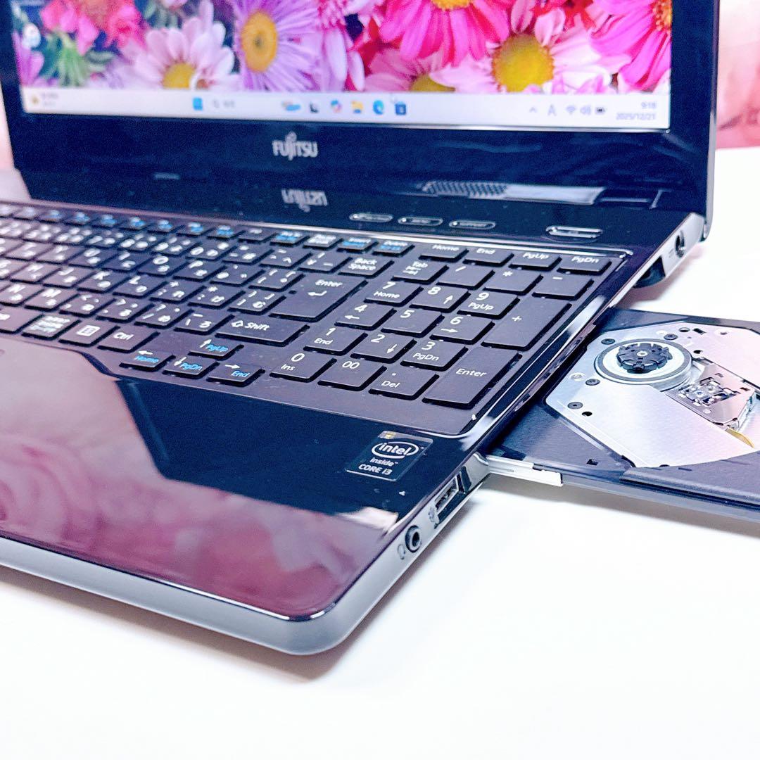 美品✨新品SSDで爆速✨windows11 ノートパソコン✨オフィス カメラ