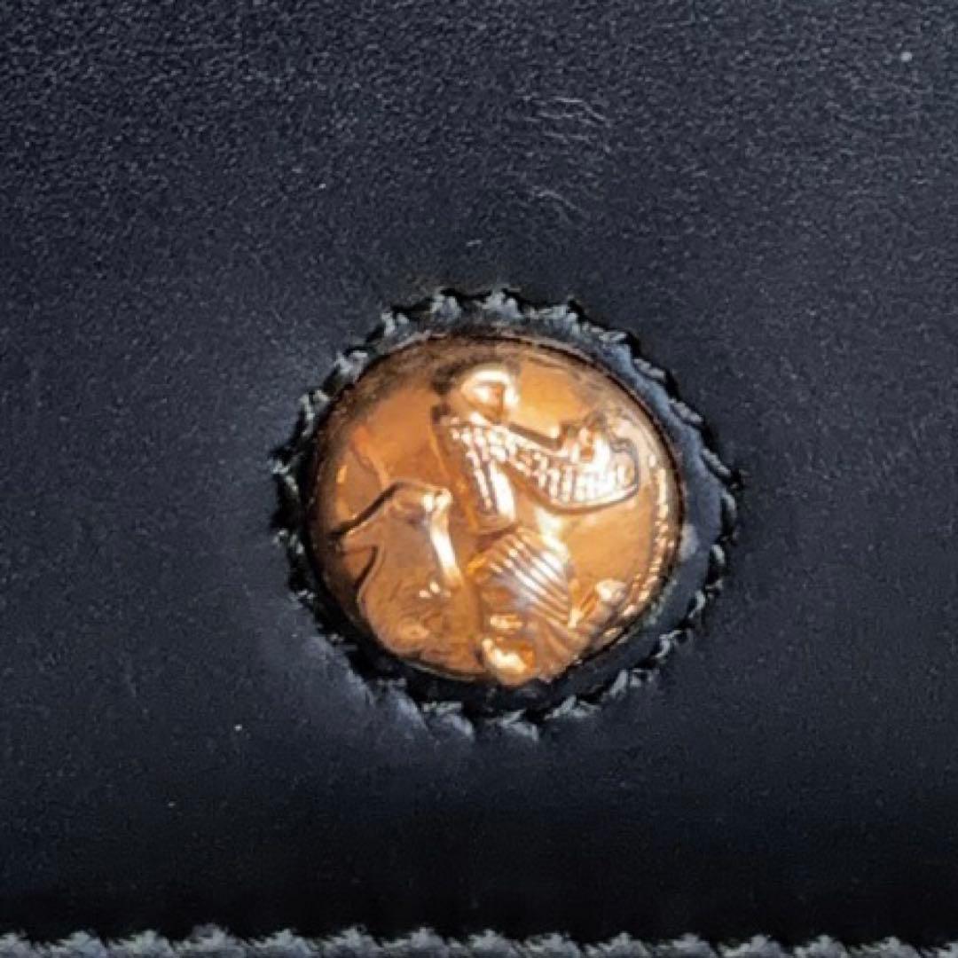 【希少】サルヴァトーレフェラガモ　ショルダーバッグ　ハイヒールモチーフ金具