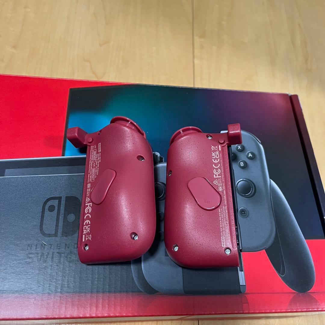 ニンテンドーSwitch 任天堂　本体　グリップコントローラー Fit