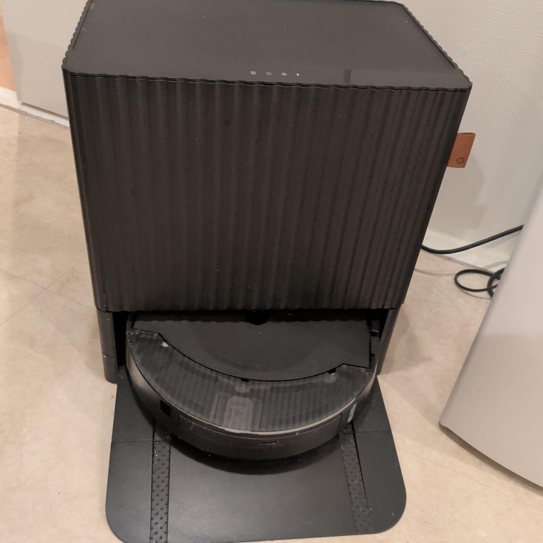 元値約20万円！1年使用　水拭きと掃除機がけ両方超優秀ルンバCombo10MAX