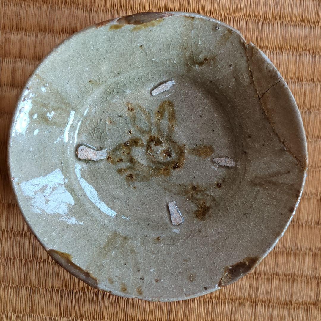 うさぎの絵柄 平茶碗 約12cm　絵唐津平茶碗　骨董品