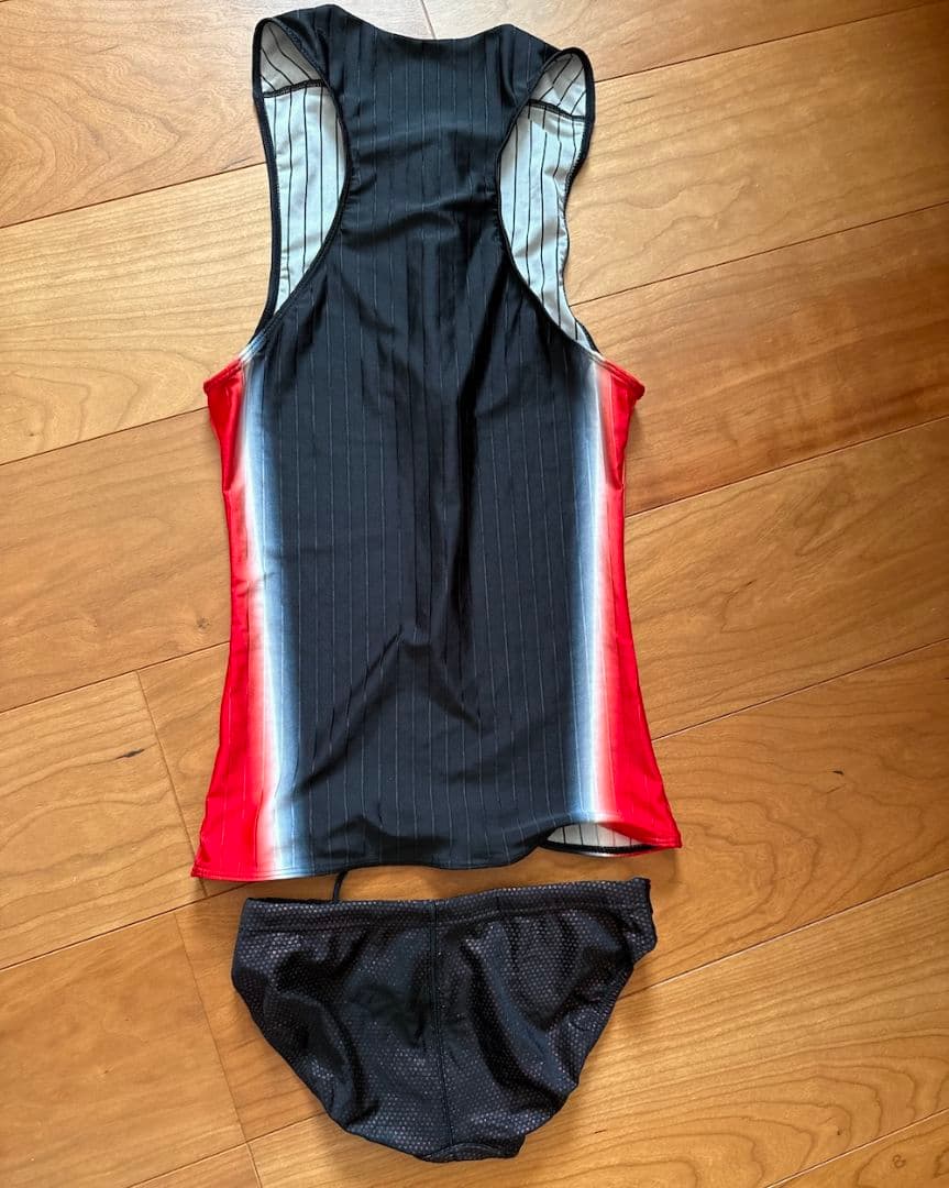 【レア】arena トライスーツ トライアスロン ブラック×レッド M　競パン