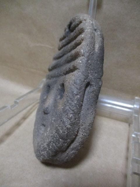 縄文土器　土面　貴重　箱付き　R99-1