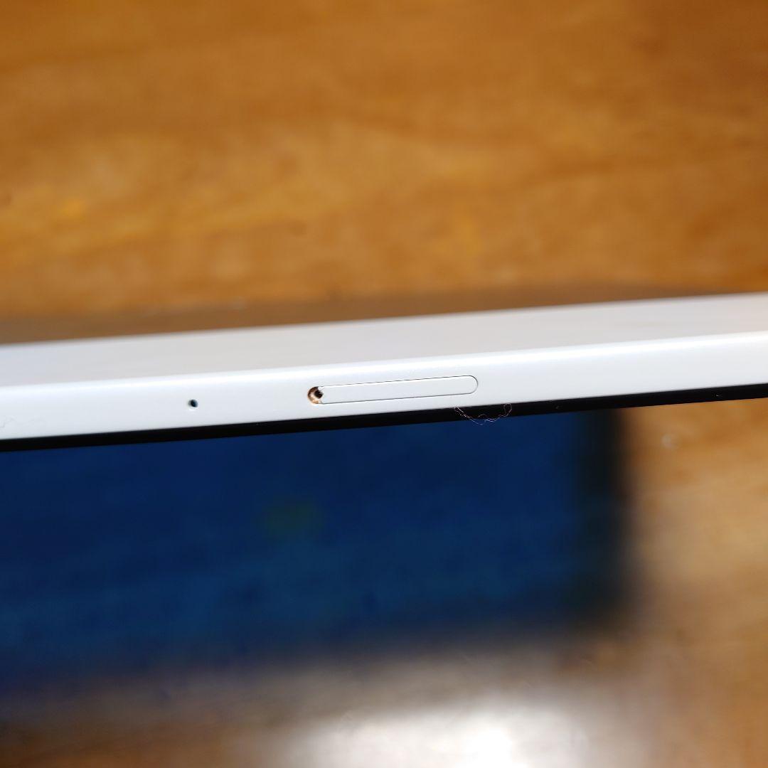 LAVIE T11 (112K1) ホワイト タブレット T1175BAS　中古