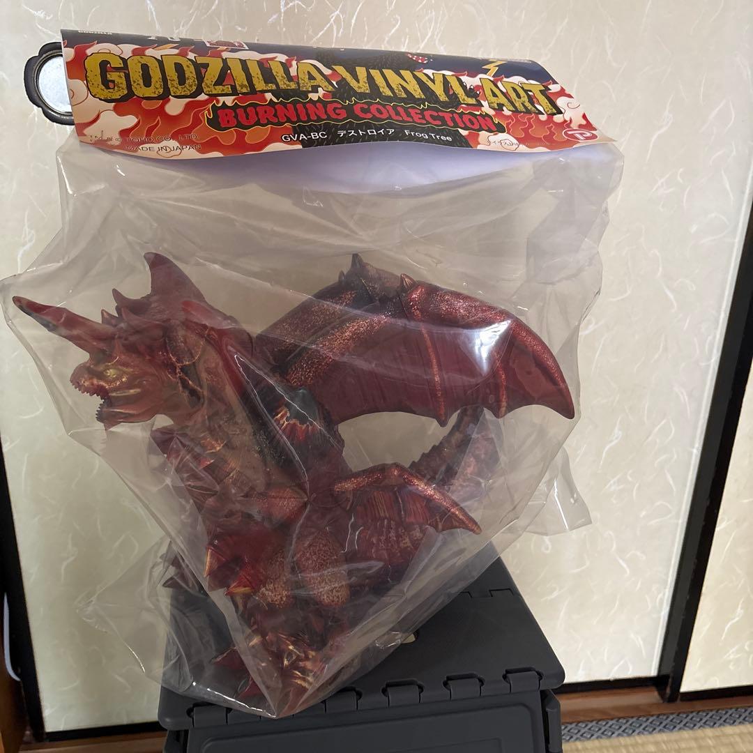 d*2様 frog tree デストロイア　バーニングレッド　プレックス　ソフビ