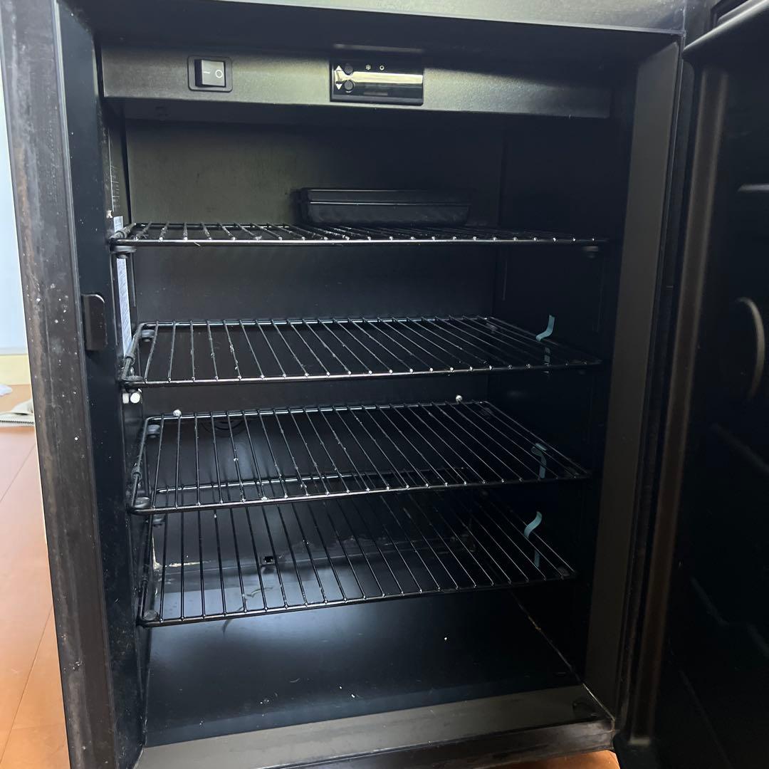 Dometic ワインセラー 木目調 縦型