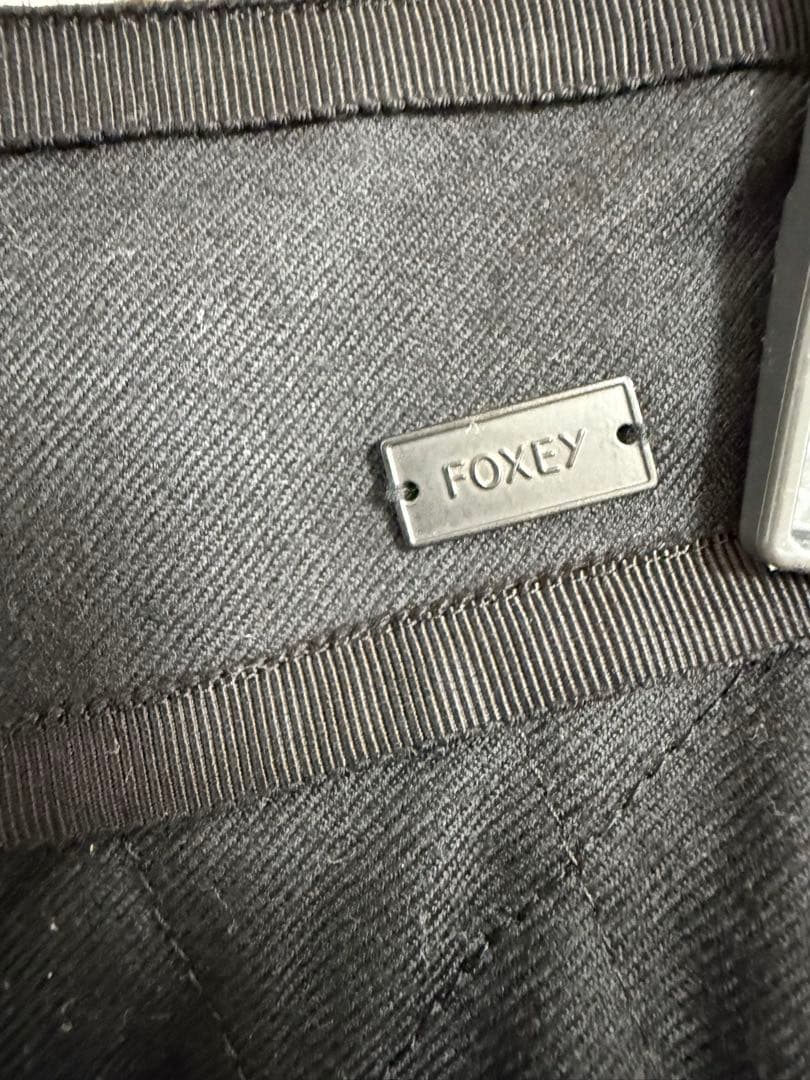 美品♡フォクシーサイズ40 クロスリリースカート黒