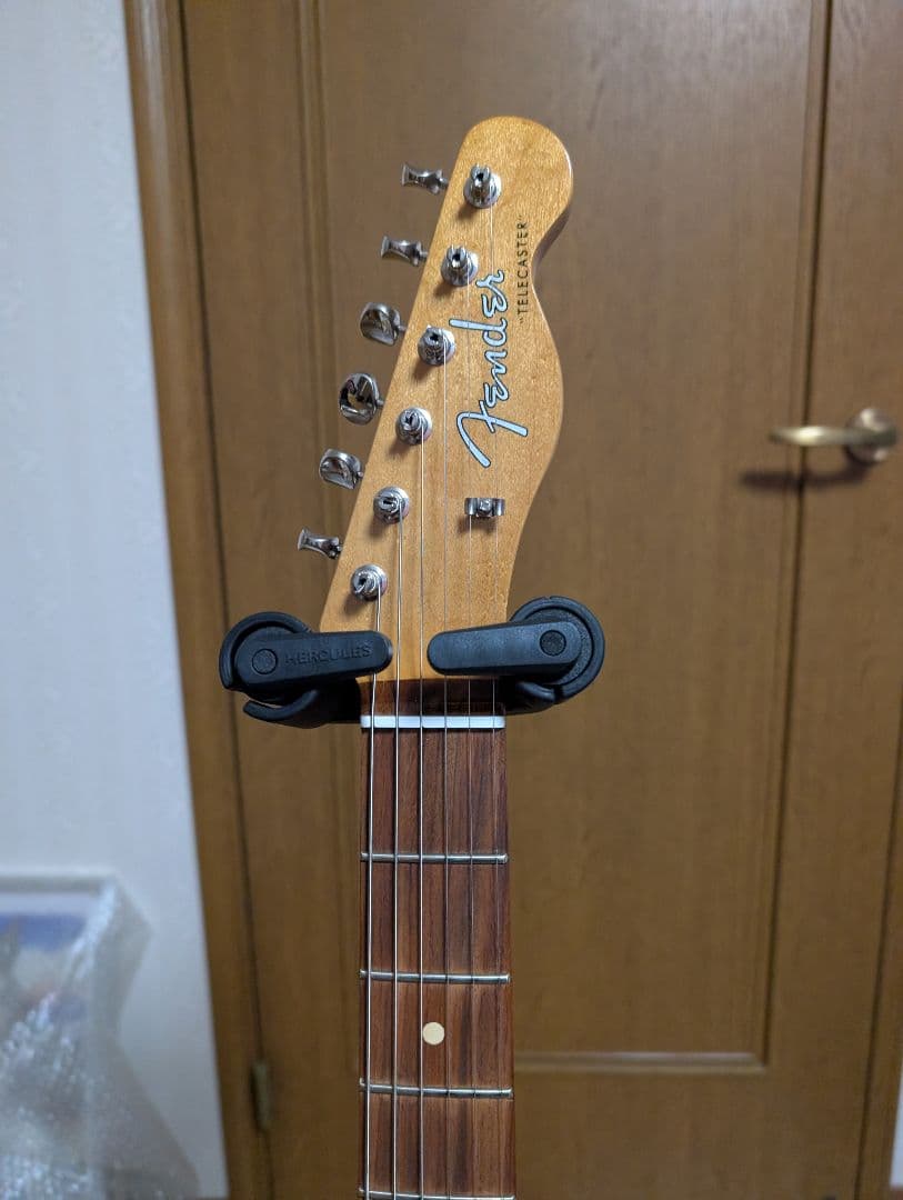 Fender vintera　60s　mod