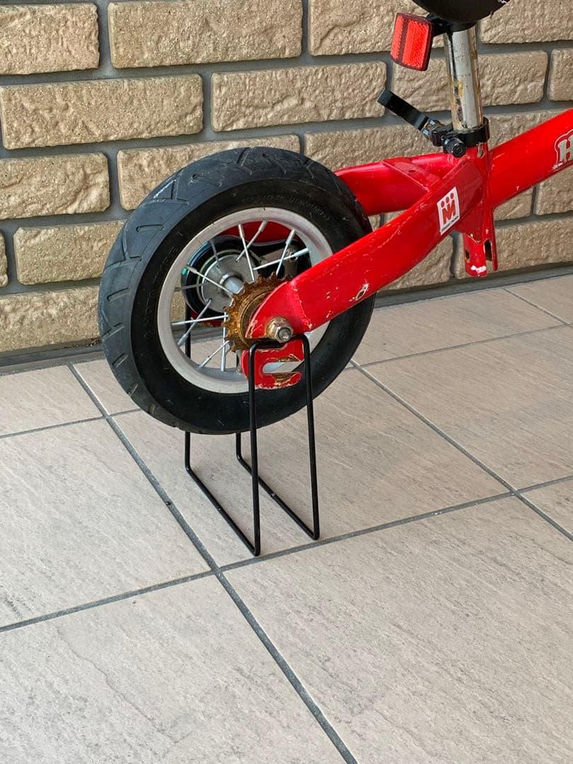 へんしんバイク レッド　赤　バランスバイクHensihn Bike 10インチ