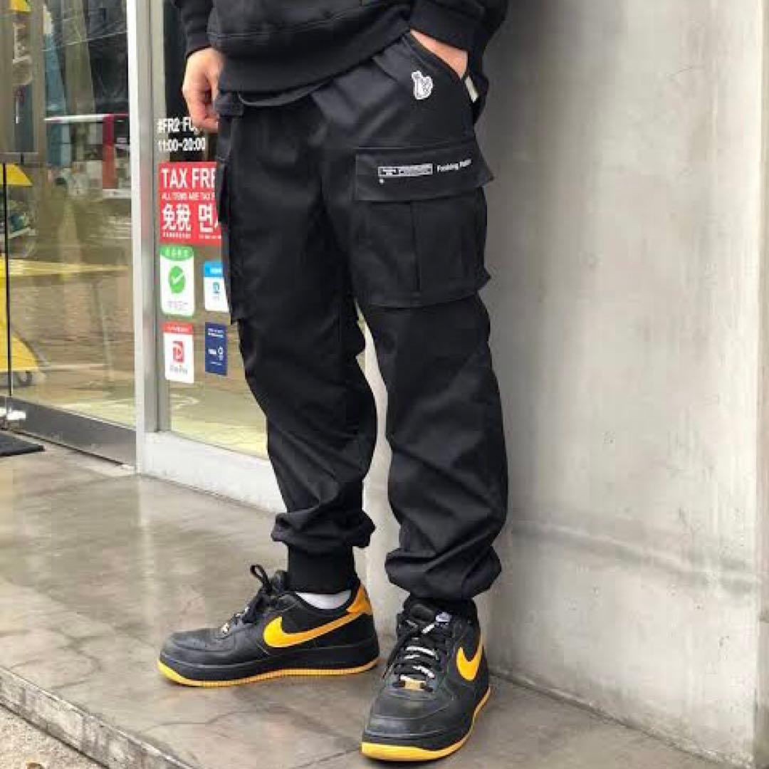 入手困難！ エフアールツー ストレッチカーゴパンツ ブラック