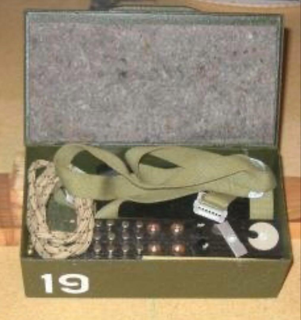 米軍 実物 No.19無線機 スペアパーツケース