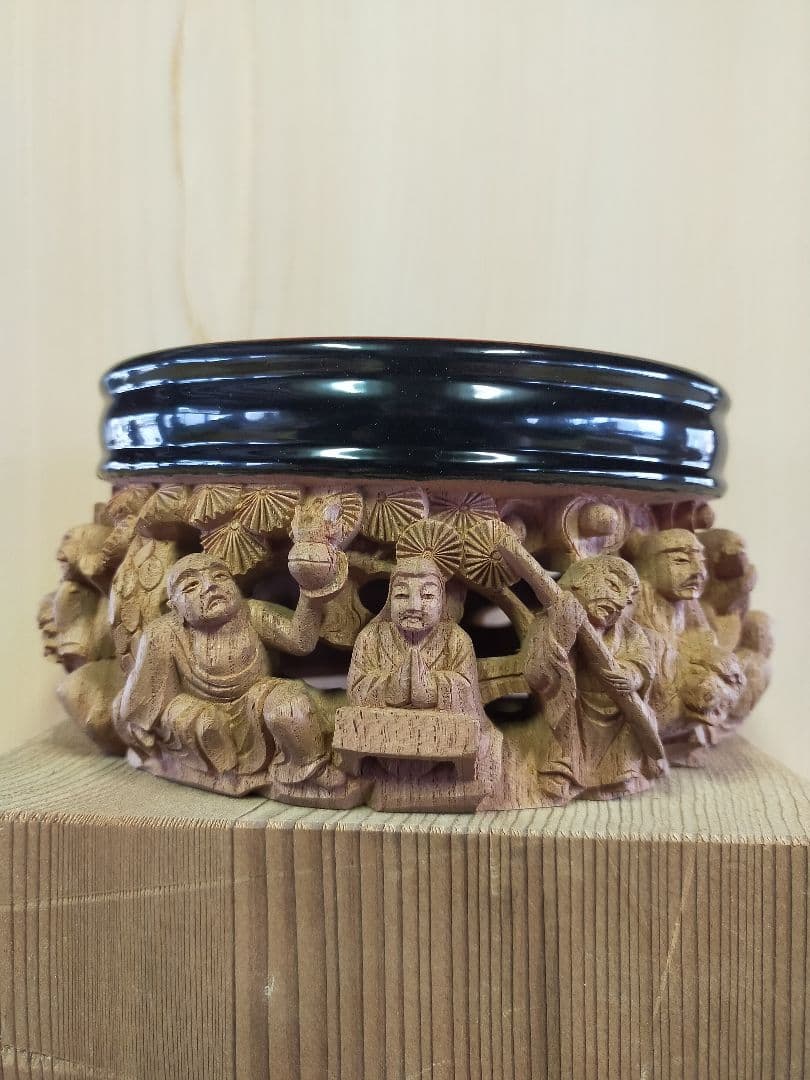 欅香炉台 一刀彫５寸 １６羅漢