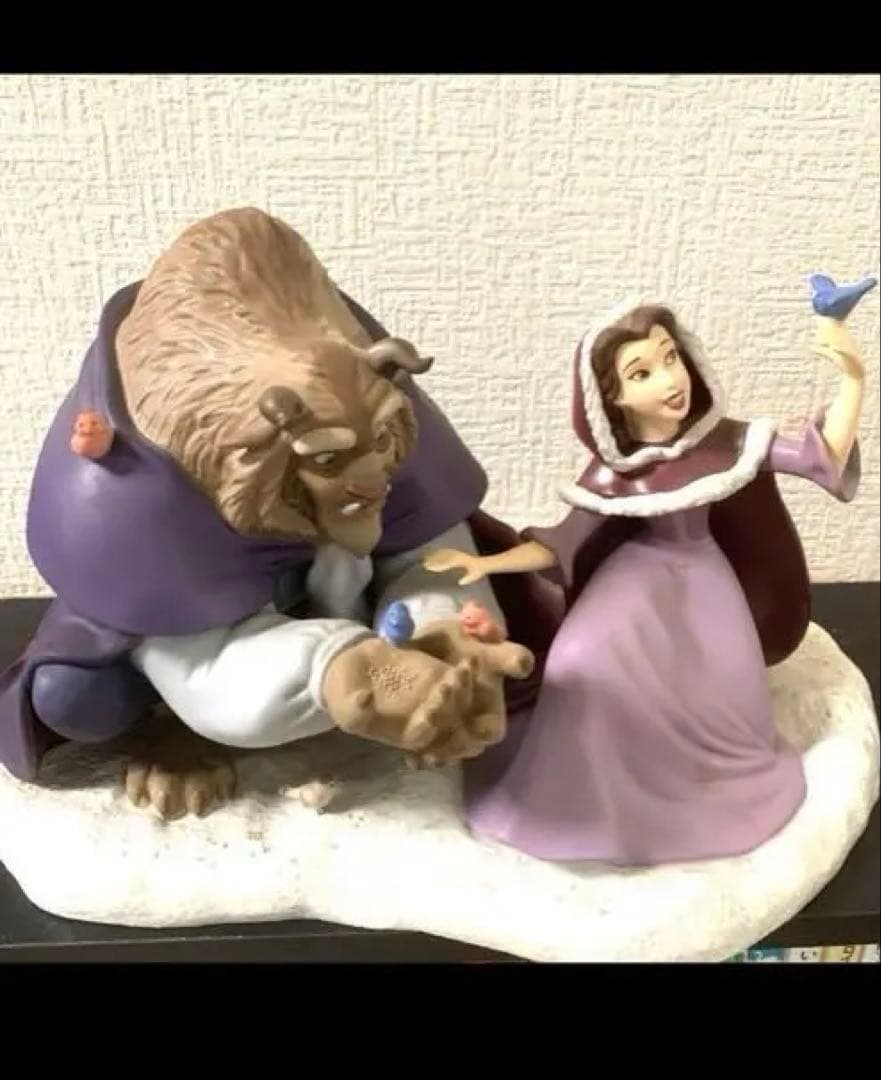 ディズニーフィギュア 美女と野獣　世界限定品　1991体　ビーストとベル
