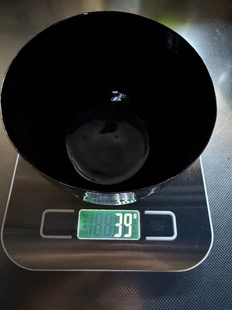 ミャンマーの伝統工芸品、キンマ（蒟醤）の漆器(青緑色)