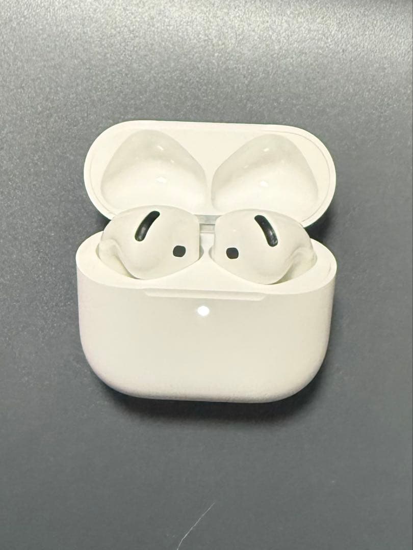 イヤホン AirPods 4