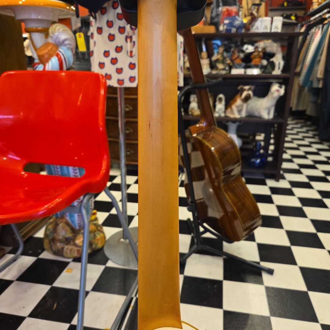 FERNANDES ZO-3 読売ジャイアンツ 限定 アンプ内蔵ギター