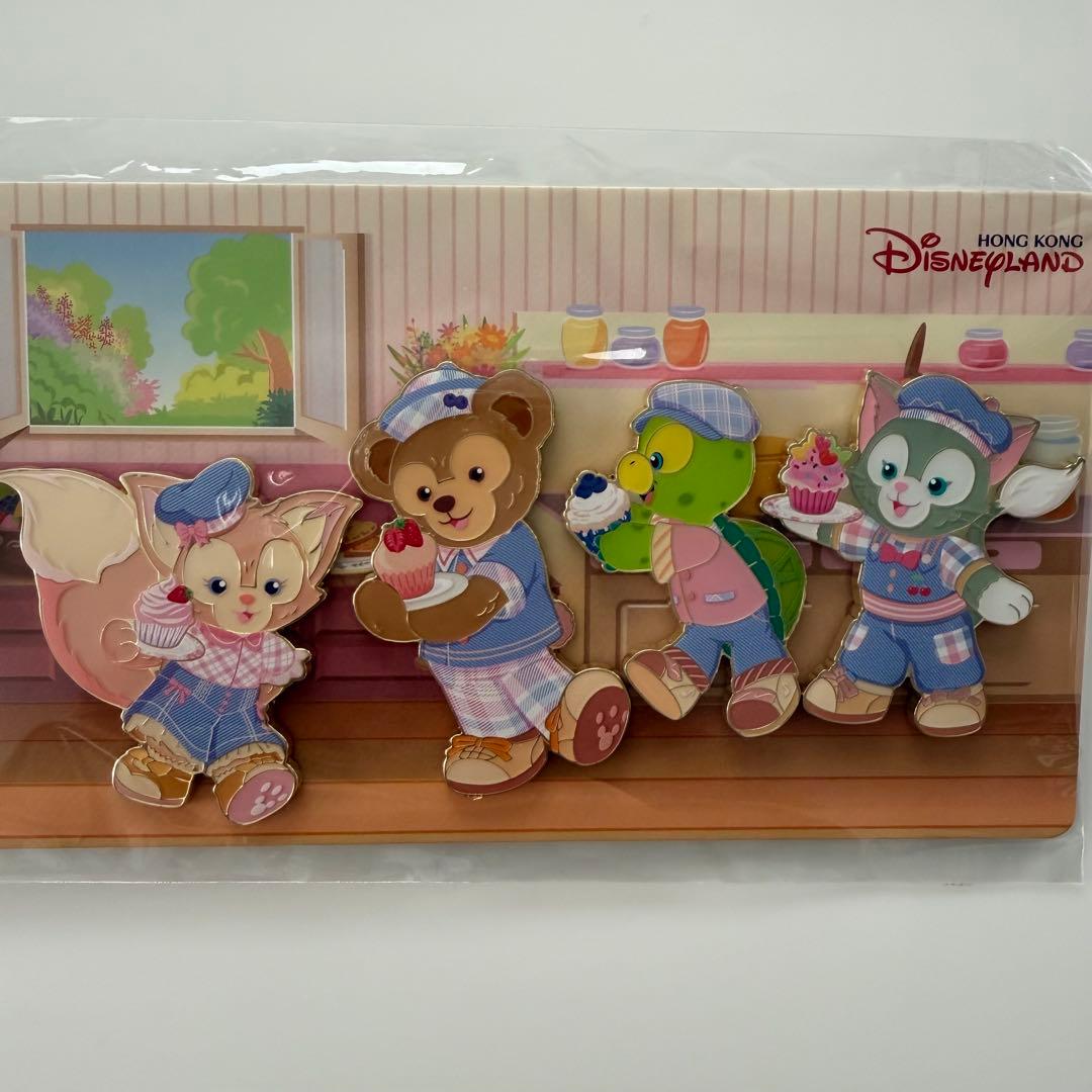 非売品 HKDL 香港ディズニーランド ダッフィー&フレンズ 年パス ピンバッジ