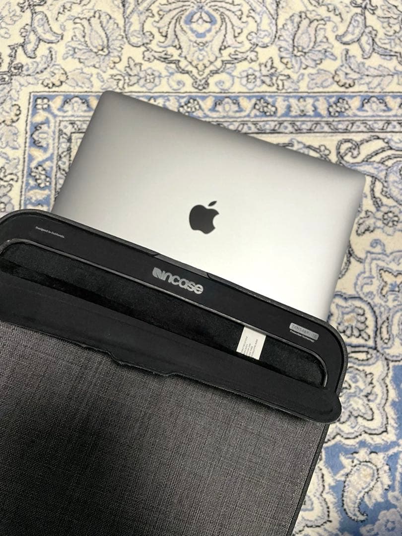 MacBook Pro 13インチ / 2017 8GB 128GB 美品