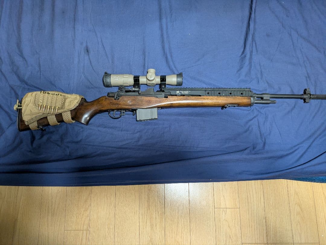 マルイM14電動ガンカスタム　ウッドストック　スコープ着き　ケース、マガジン多数