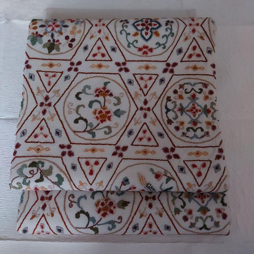 【新品未使用美品❣️】さがら刺繍　六通　正絹袋帯