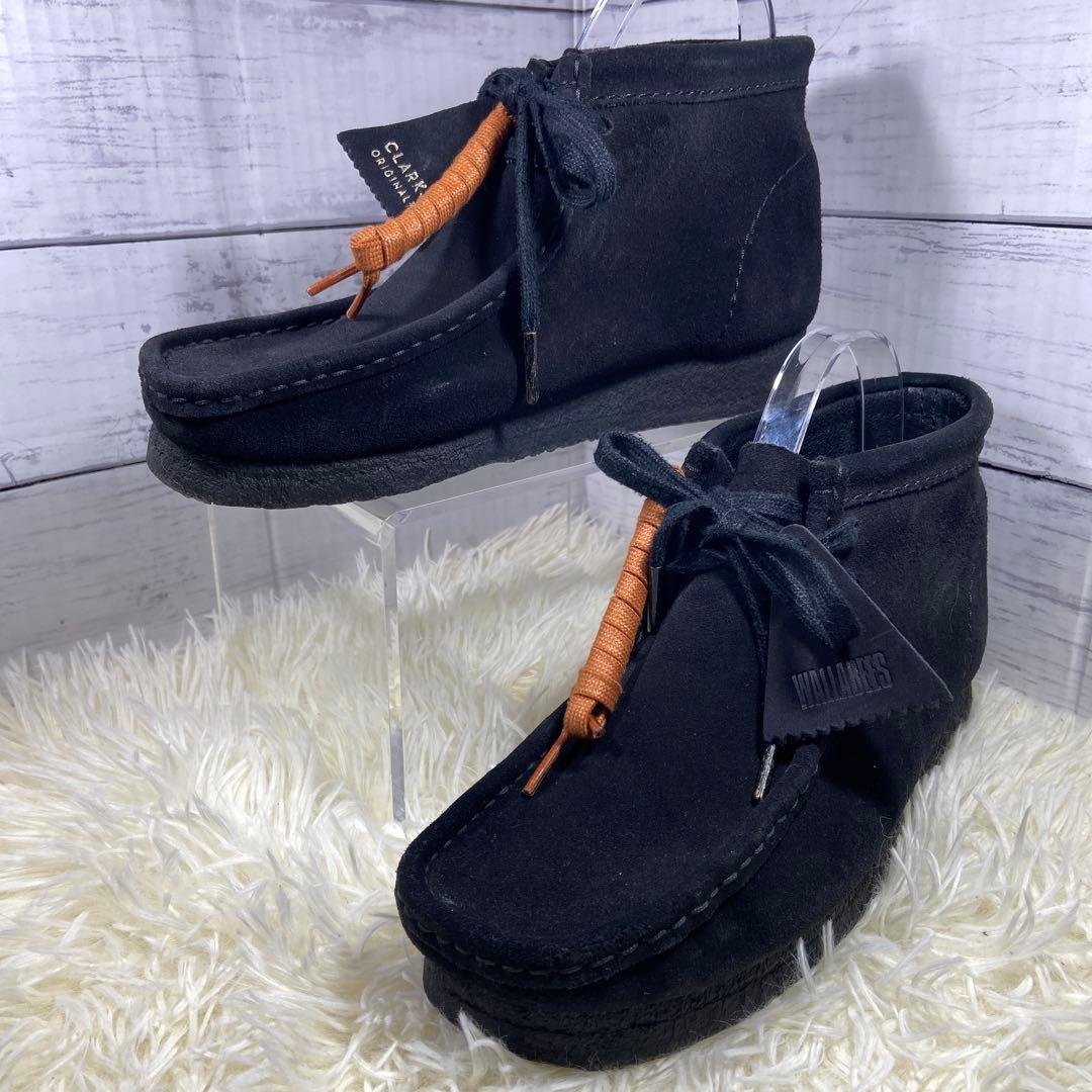 チャーム＆変え紐付✨クラークスCLARKS ORIGINALS ワラビー 黒色