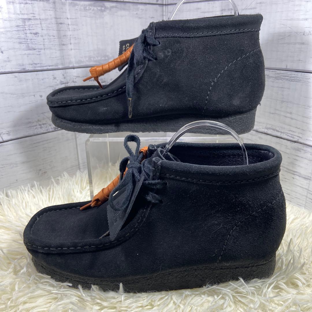 チャーム＆変え紐付✨クラークスCLARKS ORIGINALS ワラビー 黒色