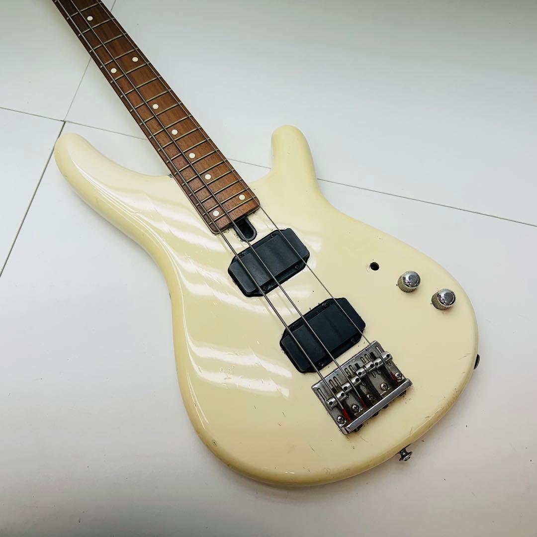 YAMAHA ベースギター　日本製！　型番不明