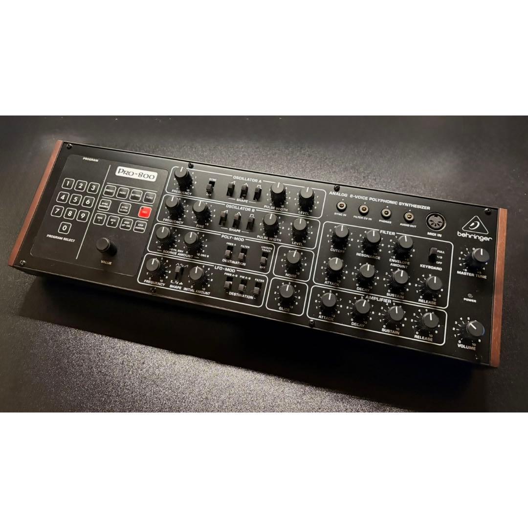Behringer Pro-800 アナログシンセサイザー