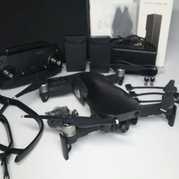 ドローン DJI MAVIC AIR (黒）ケース付きセット