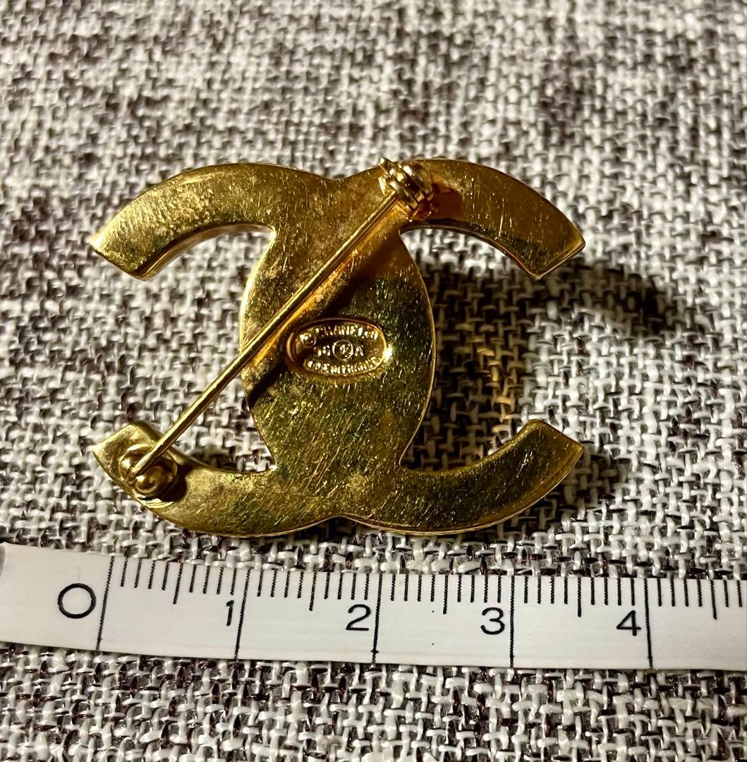 CHANEL シャネル ココマーク モチーフ ターンロック ブローチピン