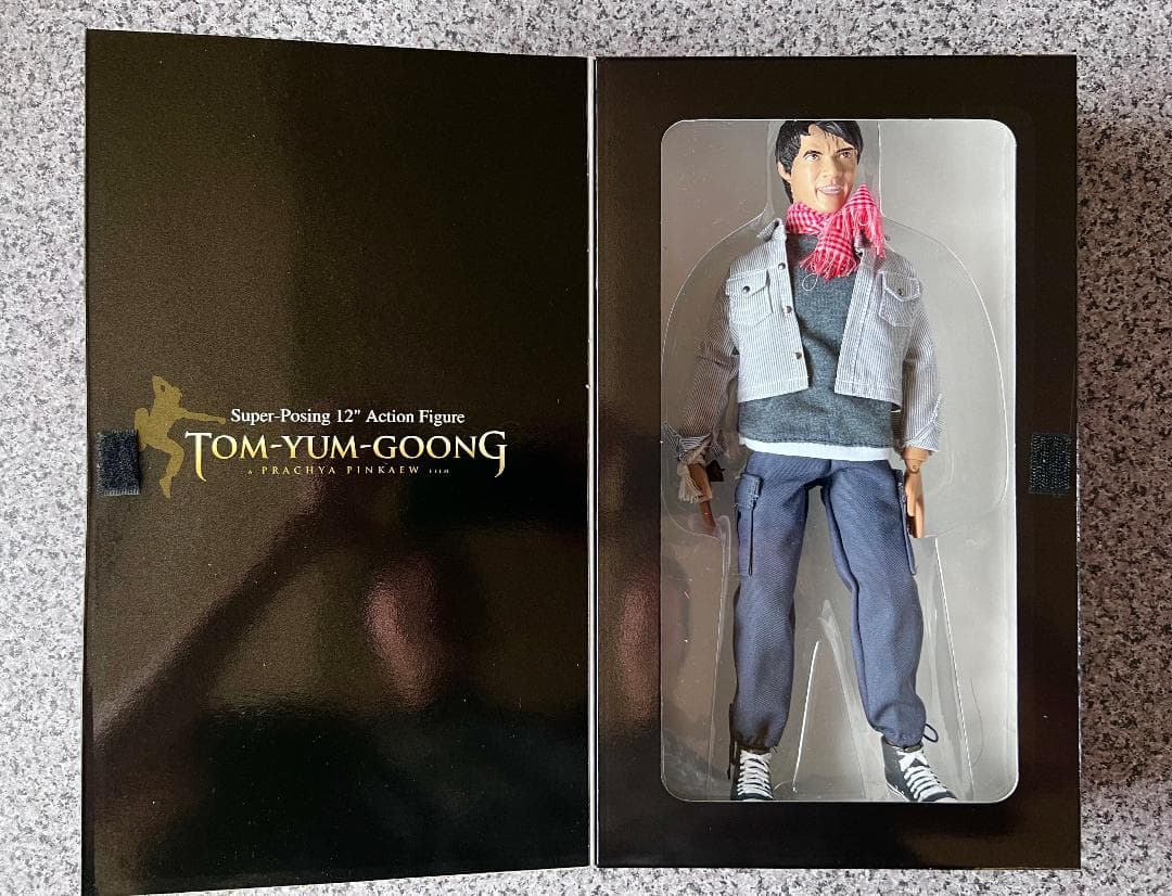 トニー・ジャー TOM-YUM-GOONG  1/6  フィギュア 新品未開封