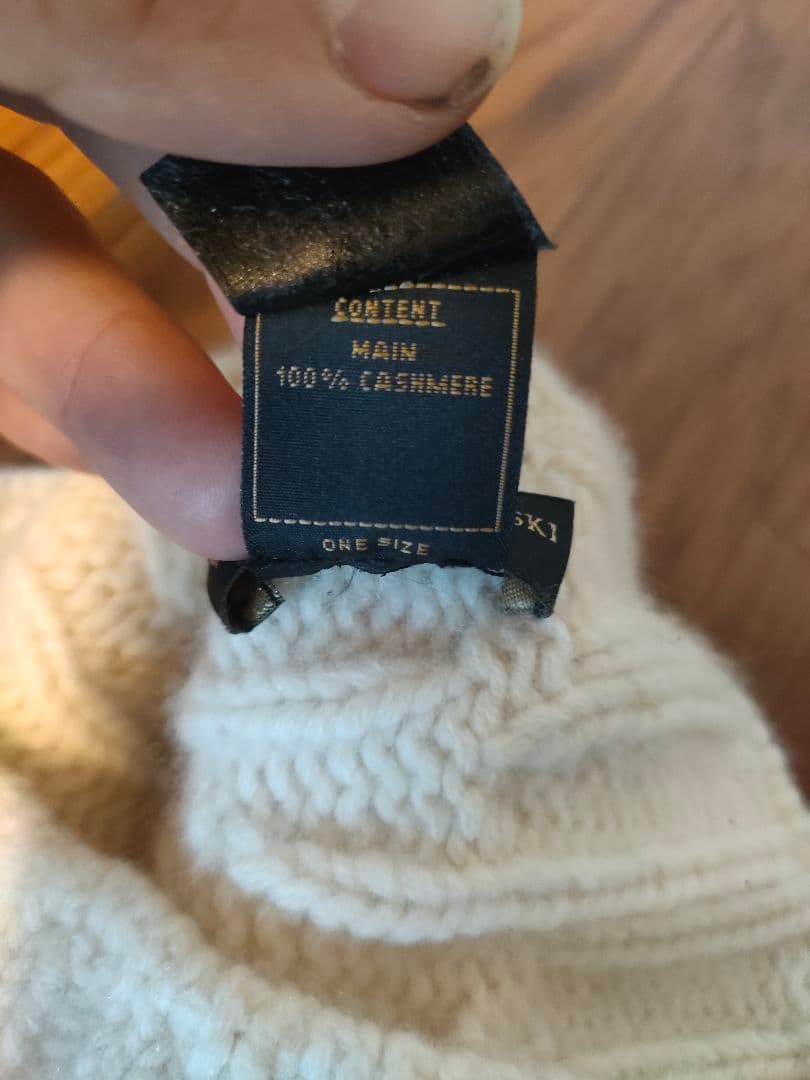 k18 超美品　ヘレンカミンスキー　ニット帽　帽子　カシミヤ100