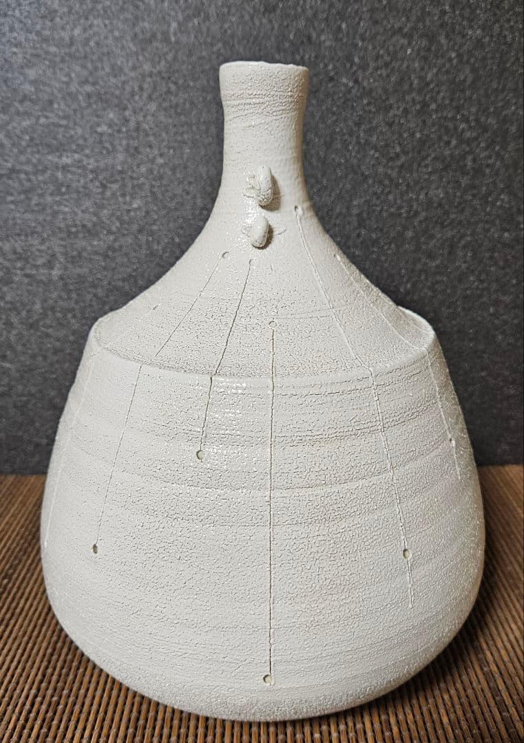 日展審査員【日展特選作家】背戸窯　名工【加藤釥】作　白い壺　花入れ　オブジェ