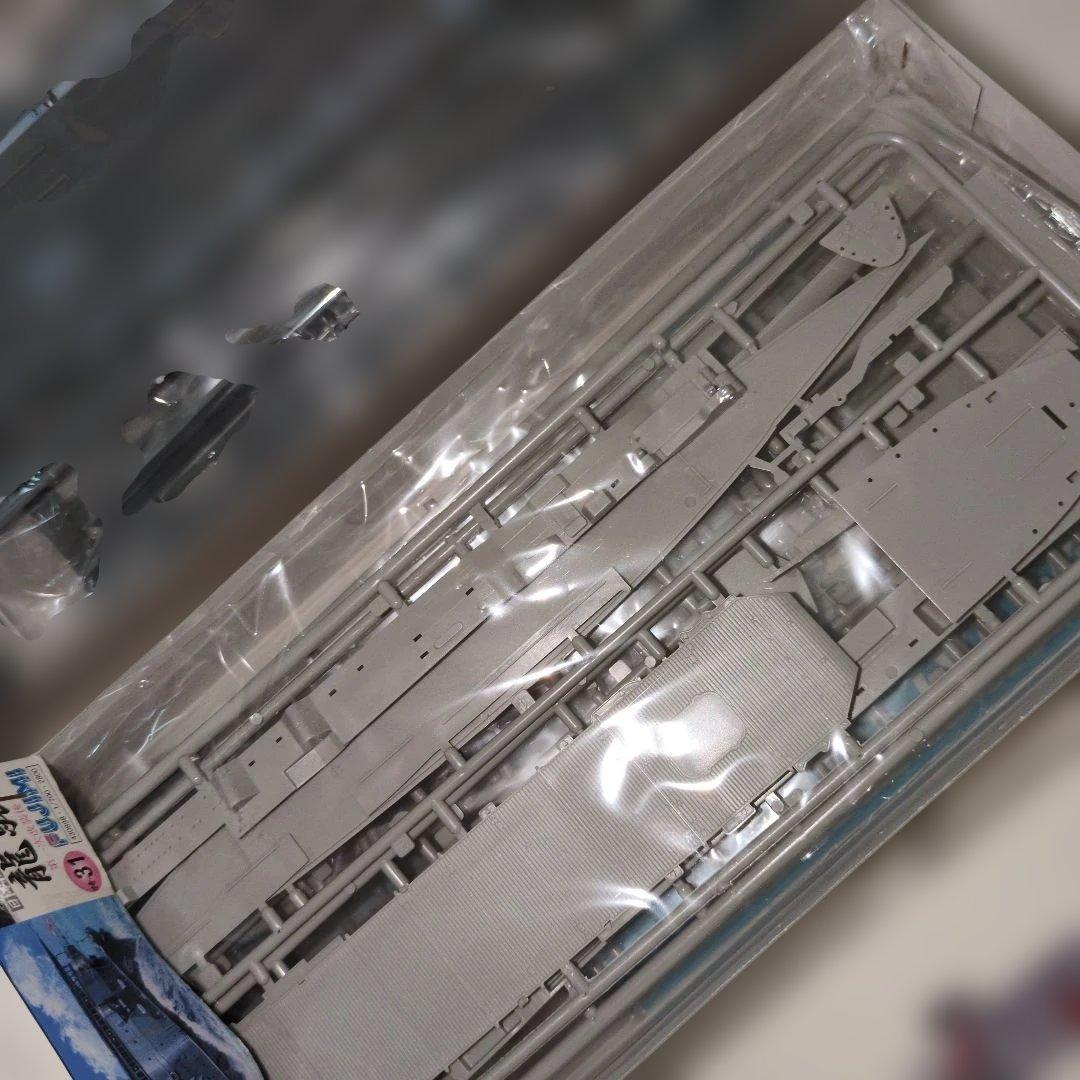 ハセガワとフジミの1/700空母　赤城(三段甲板)と鳳翔龍驤とハセガワの複葉機