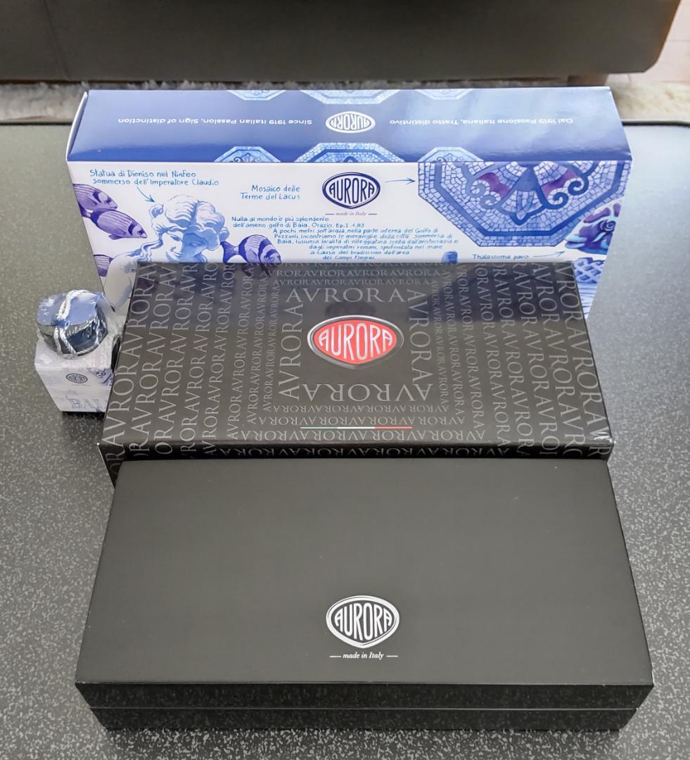 アウロラ 高級万年筆 バイアディナポリ 中字 M 世界限定888本 高級筆記具